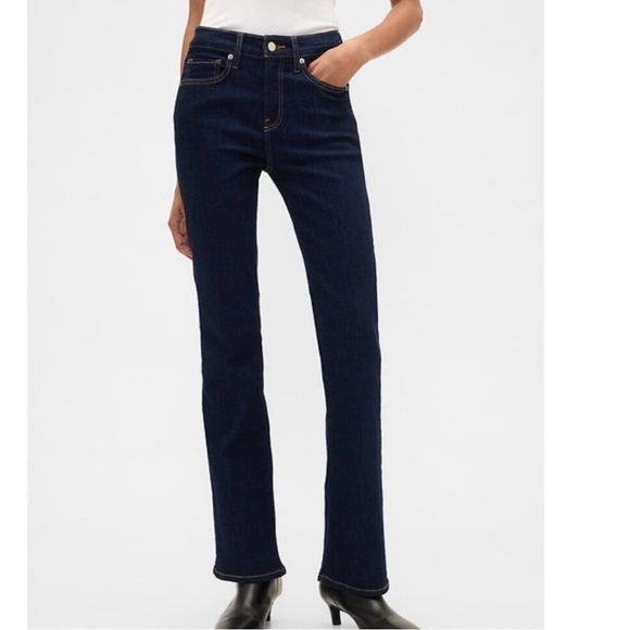 Gap Mid Rise Universal Baby Boot Cut Jeans Dark Wash 6/28 - Picture 2 of 8